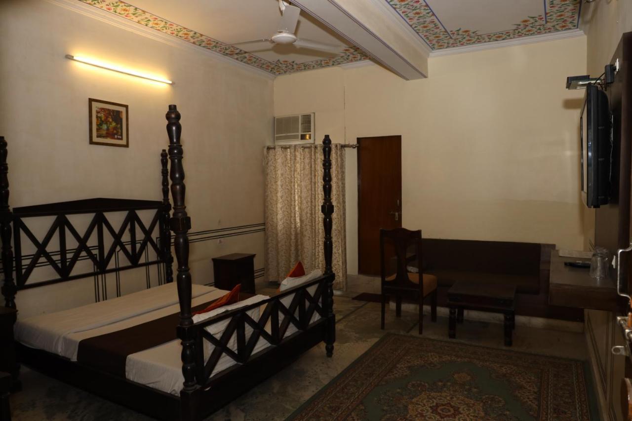 Hotel Raghuraj Palace Jaipur Exterior foto